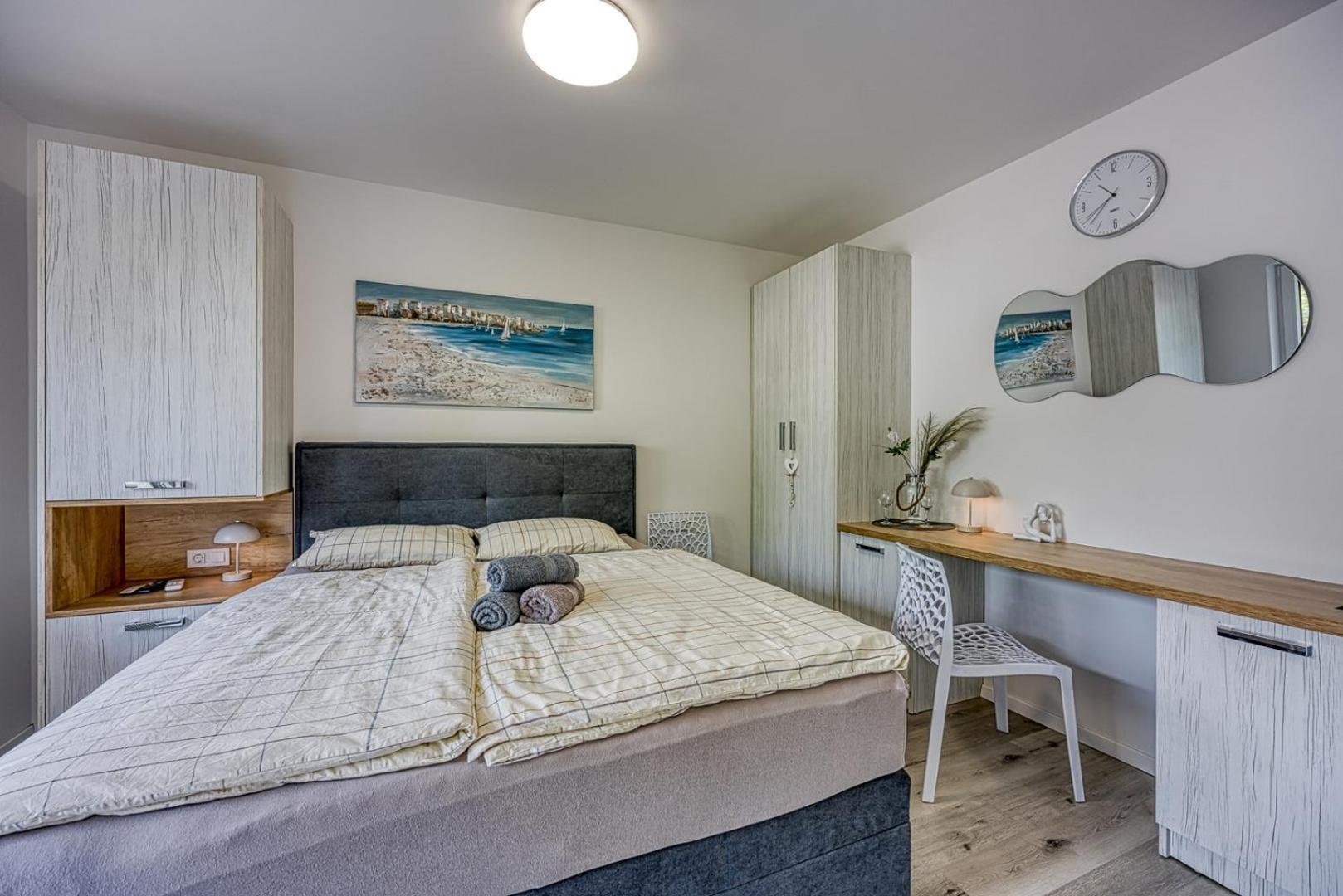 Adites Hotell Dramalj Eksteriør bilde
