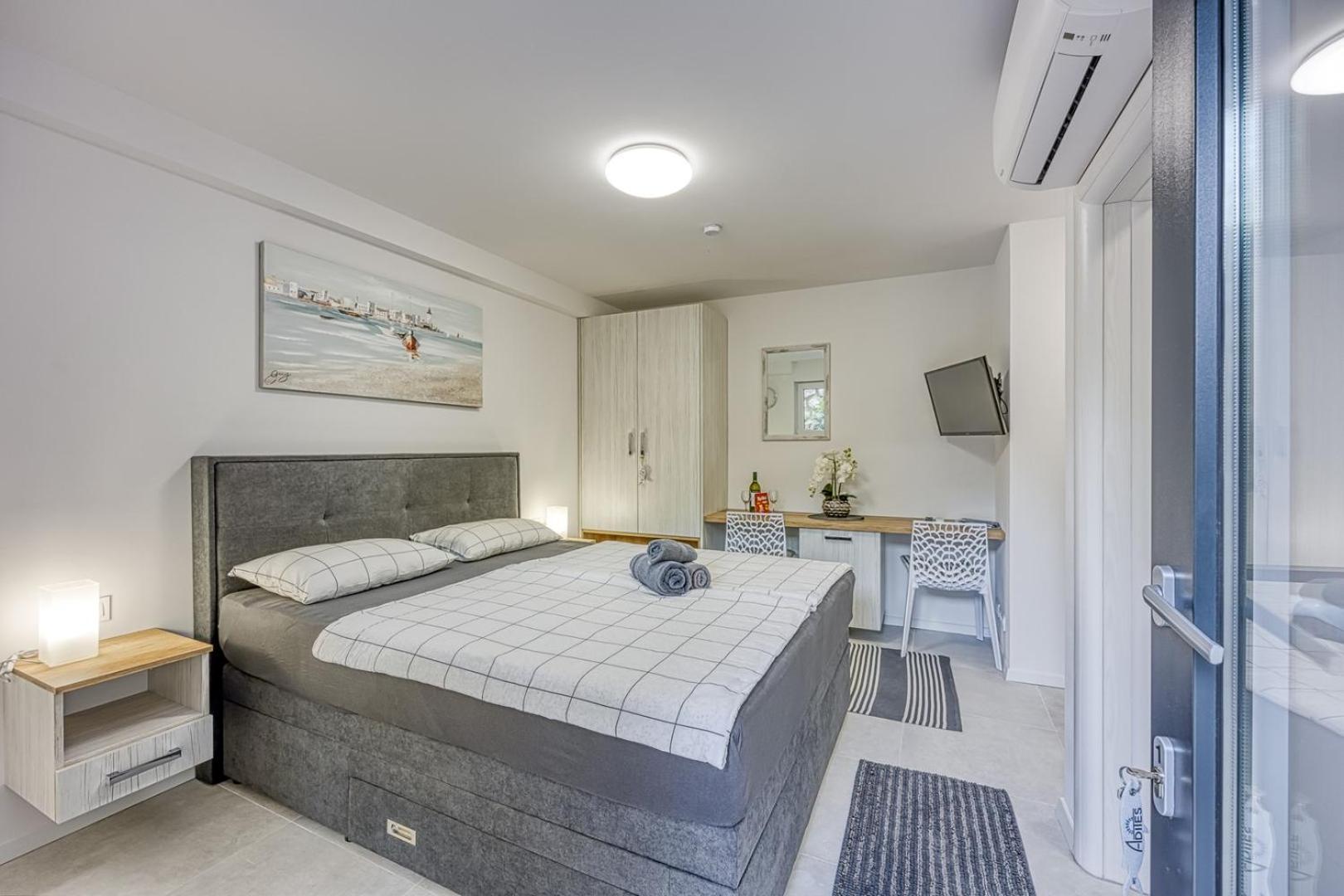 Adites Hotell Dramalj Eksteriør bilde